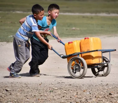 children access to water